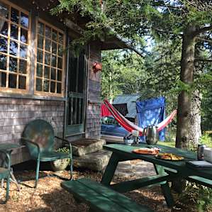 Great sunny breakfast spot.