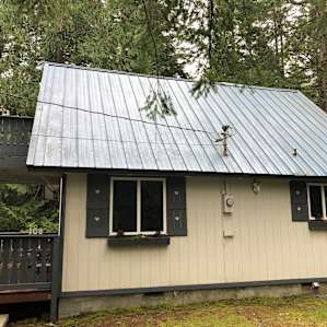 Cabin from side