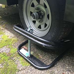 It took almost the full extension of of BAL leveler to level our camper.