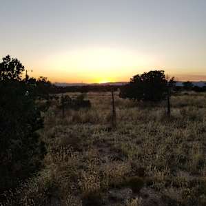 RV Parking 10 Minutes From Santa Fe
