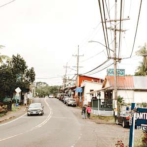 Driving into the start of the town of Pahoa filled with many different eateries, a hookah lounge, antique shops, clothing shops, and much more! My favorite stop is the Tin Shack Bakery for coffee and a delicious meal!