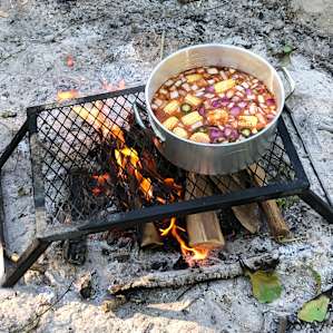 Shrimp and crawfish boil