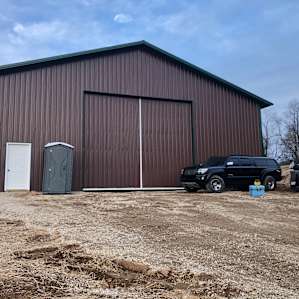 Mike let me truck camp next to one of his barns. CLEAN porta-potty right there too!
