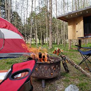 Cozy Camping Cottage - Happy Hollow