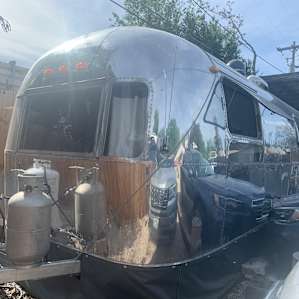 RockNRoadie 1970 Airstream Escape