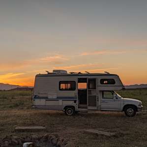 High Desert Hideaway Glampsite