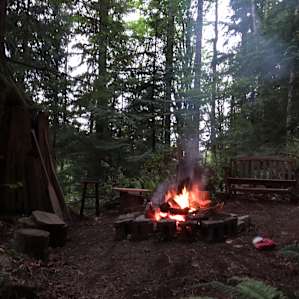 Such a unique spot at night !