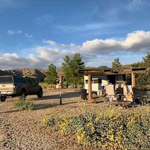 Vintage Glamp Trailer