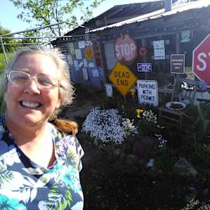 The Love Shack Primitive Gem