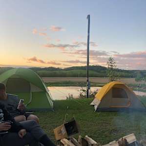 POND CAMPING