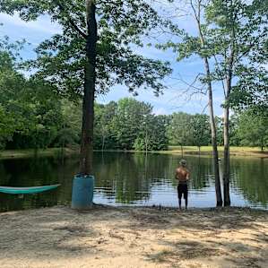 Pondside Bliss