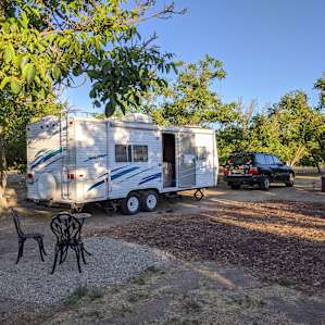 Secluded Walnut Grove for RV