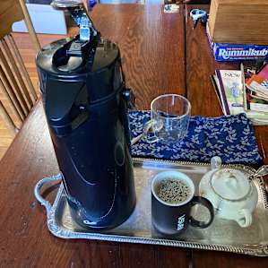 Creekside Farm Stay, 1 mi to ocean