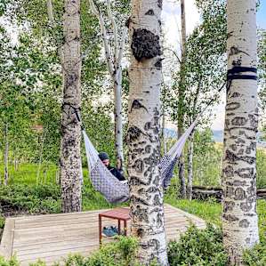 Crested Butte Glamping + Breakfast
