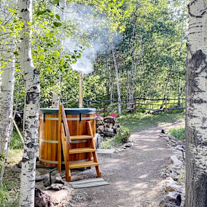 Crested Butte Glamping + Breakfast