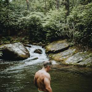 this pool was so neat & surprisingly deep!