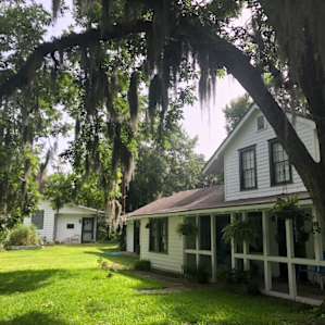 Savannah / Coastal w/ Quiet Setting