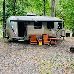 Hudson Valley Airstream + POOL