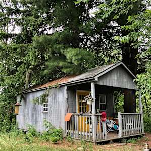 Cozy Cabin @ Nature Works Farm