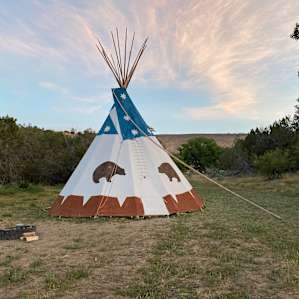 Bear Tipi about 6a in the morning