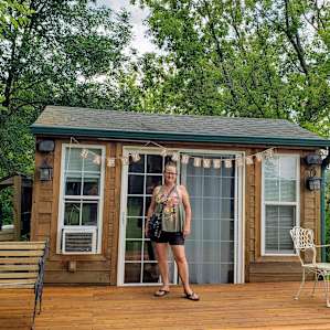 Cozy Lakeside Cottage & Tenting