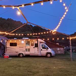 Mountain Cove Vineyards