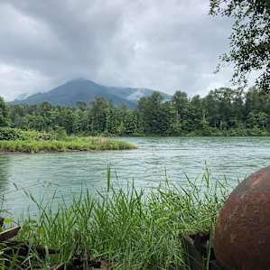 Rushing skagit river next to the firepit