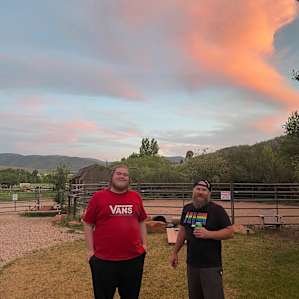 ELEVATED WESTERN CREEKSIDE CAMPING