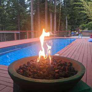 Tree House! Sun, Pool, Spa & Sauna