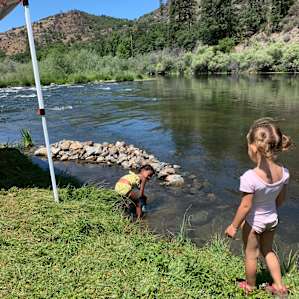 River area for kids to play. Sand area was nearby.