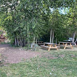 ELEVATED WESTERN CREEKSIDE CAMPING