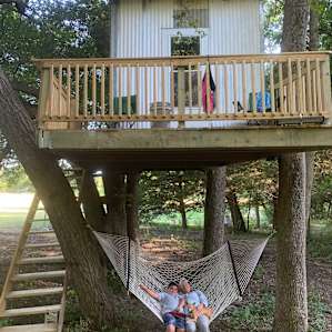 Treehouse on the Creek