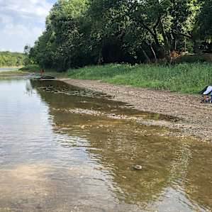Easy walk-in/walk-out river access
