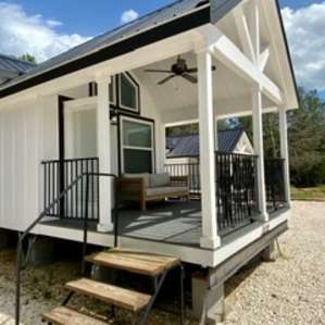 Arrow Acres Tiny Farmhouse - June