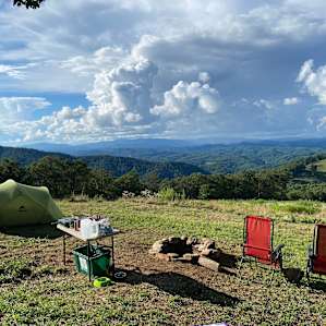 Your perfect site! Bring tables and chairs.