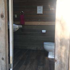 Hobbit House private bathroom with electricity.