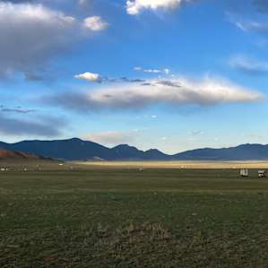 Flat valley
