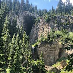 The Windcave Trail