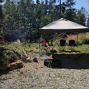 Awesome set up! Im a fat person and the camp chair options felt supportive, sturdy, and I could comfortably fit.