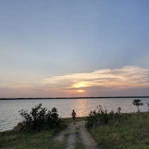 RV Lakefront Paradise