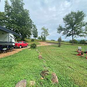 Rusty Acorn Farm RV Camper Site