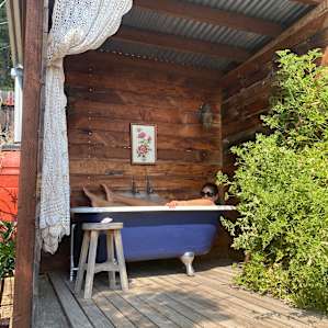 Skyfarm Yurt - A Glamping Oasis