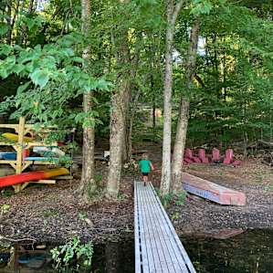 Lakeside Tiny Escape