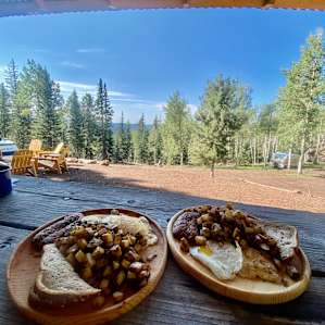 RHIZE MNTN RETREAT HAWK CABIN