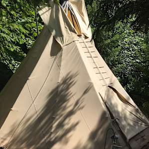 Awesome and super comfy tipi