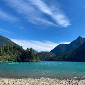 Just an hour away from beautiful glacial lakes in North Cascades National Park!