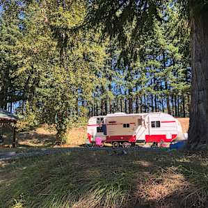 2018 Retro Trailer by Creek