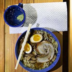 When The Chef goes camping.
Ramen with Pork Belly.
@quinnsaine
