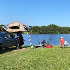 Lakeside Camping on the Farm