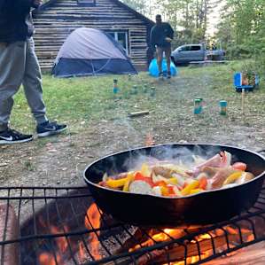 Round Top Retreat, rustic cabin